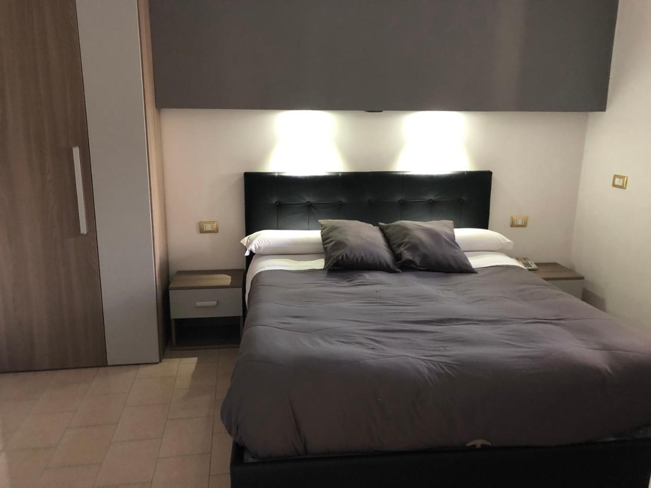 Hotel Nettuno Napoli Bagian luar foto